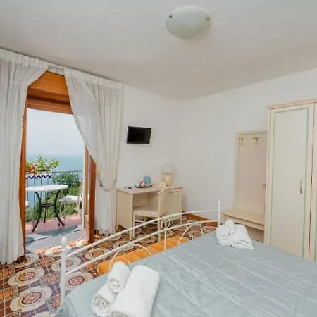 Hotel Diffuso Bacco