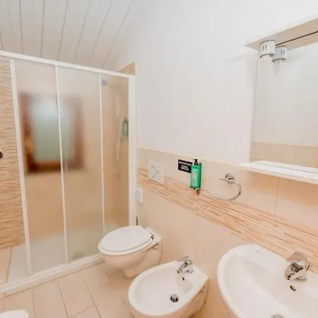 Hotel Diffuso Bacco 3*