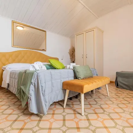 Diffuso Bacco Hotel