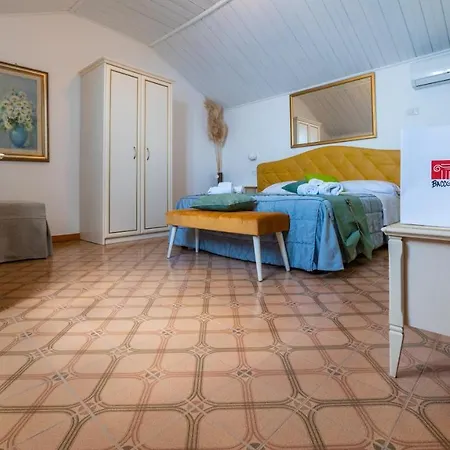 Hotel Diffuso Bacco