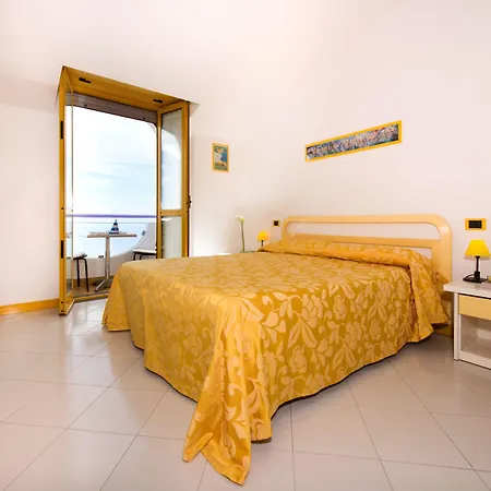 Diffuso Bacco Hotel 3*