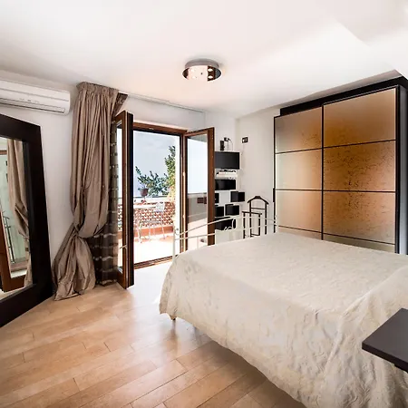 Diffuso Bacco Hotel Furore