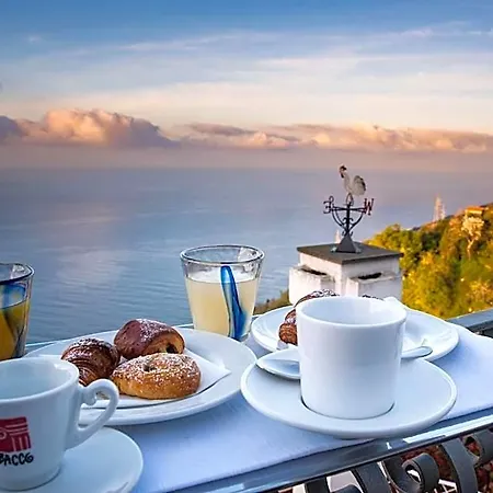 Hotel Diffuso Bacco 3*