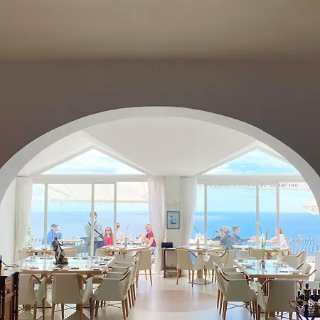 Diffuso Bacco Hotel 3*