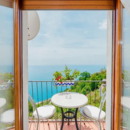 Hotel Diffuso Bacco Furore