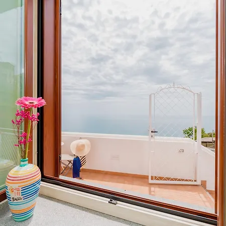 Hotel Diffuso Bacco 3*